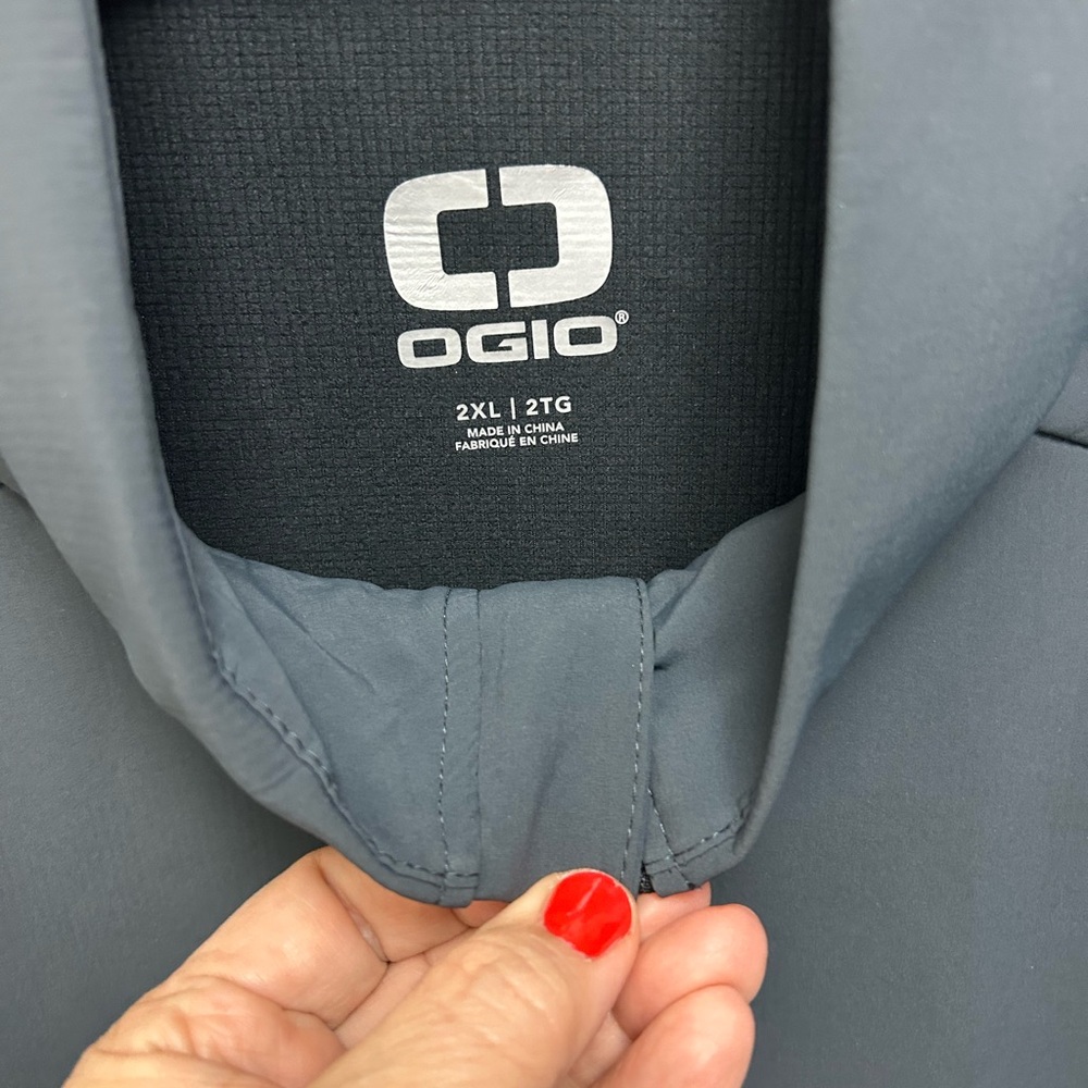 OGIO Commuter Men's Gray Softshell Jacket with Zip Front - Picture 2 of 9